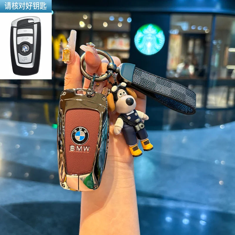 Folding key case for BMW – Elegant protection with leather design and key ring