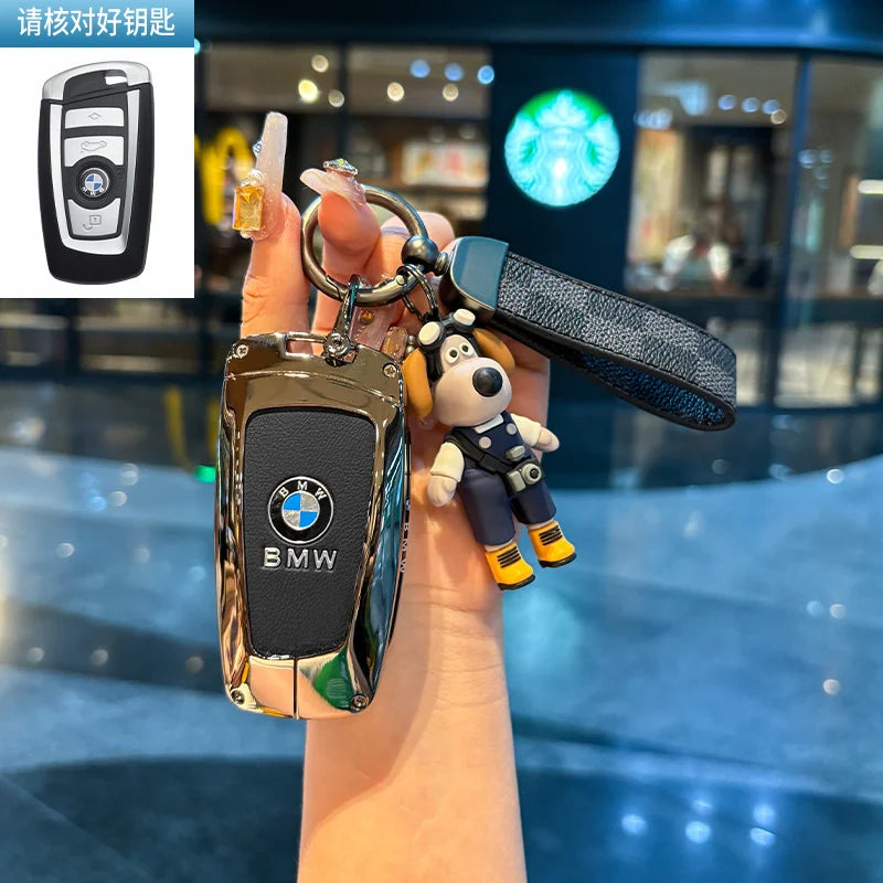 Folding key case for BMW – Elegant protection with leather design and key ring