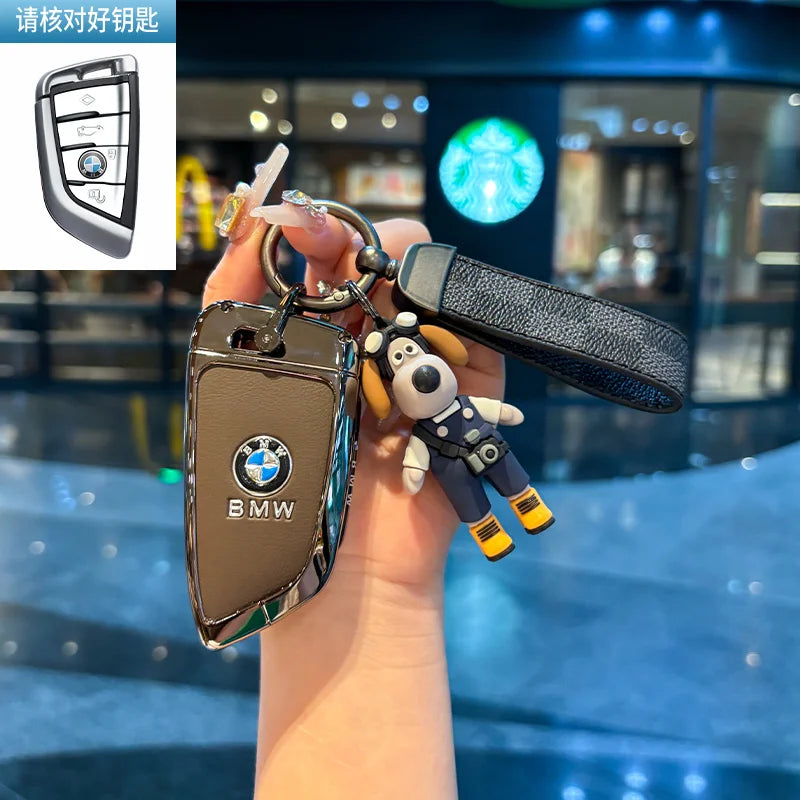 Folding key case for BMW – Elegant protection with leather design and key ring