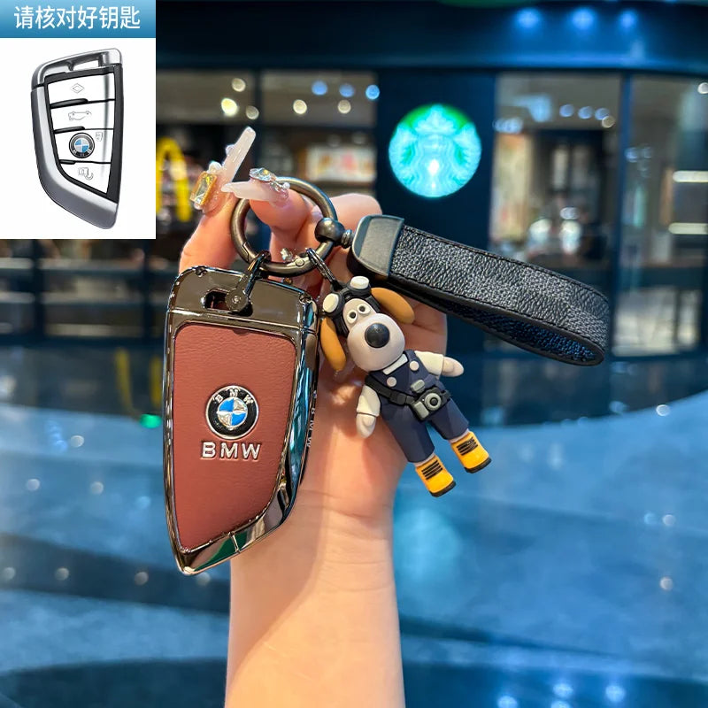 Folding key case for BMW – Elegant protection with leather design and key ring