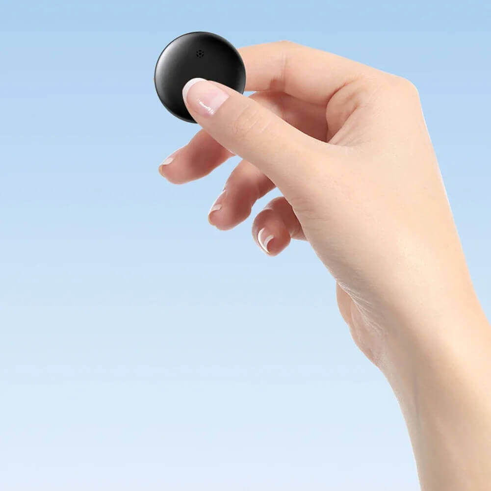 Mini GPS tracker with audio