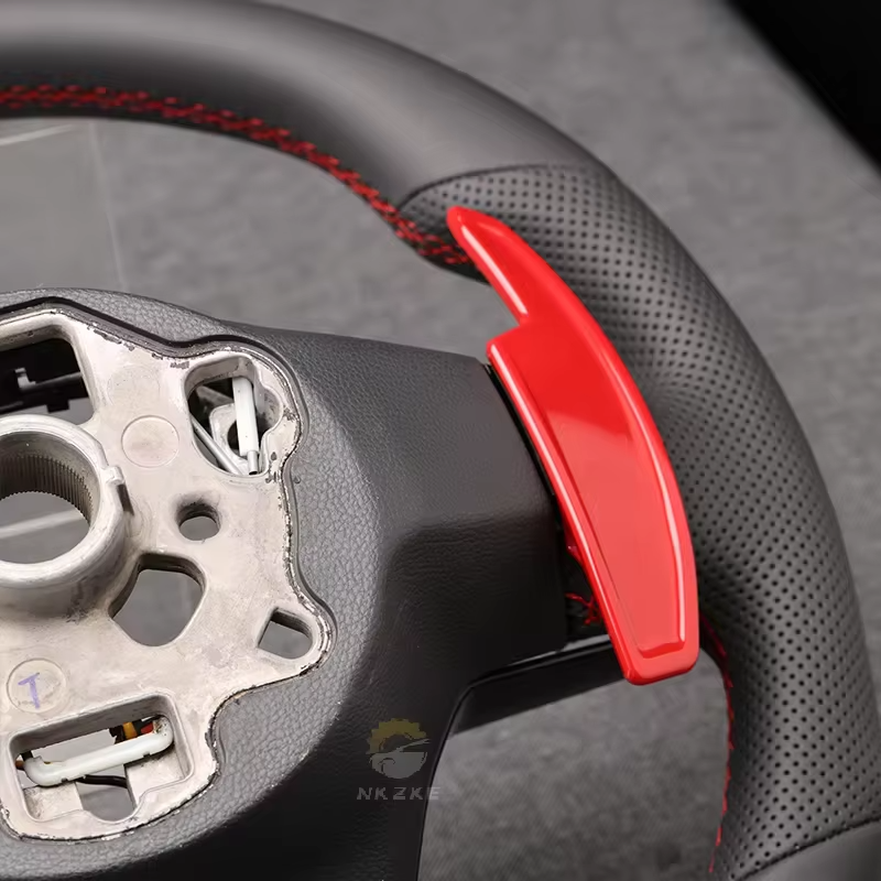 Sports steering wheel made of artificial leather for Volkswagen Golf – Universal premium design