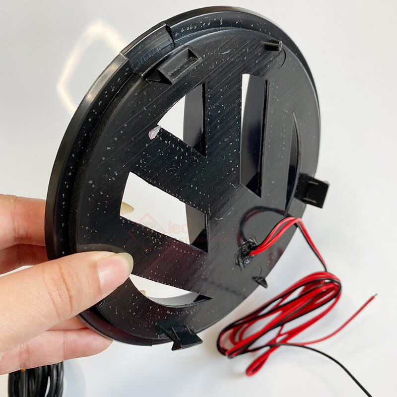 LED com iluminação dinâmica VW