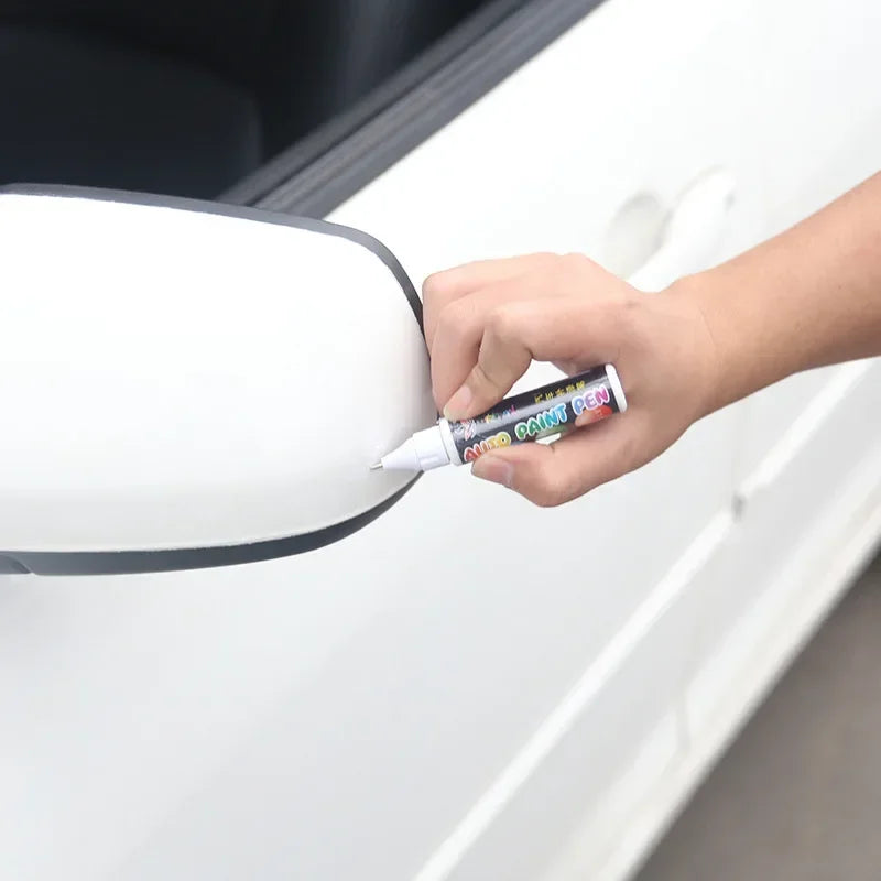 Stylo de réparation de rayures pour voiture avec vernis transparent – ​​Réparez votre peinture comme un professionnel